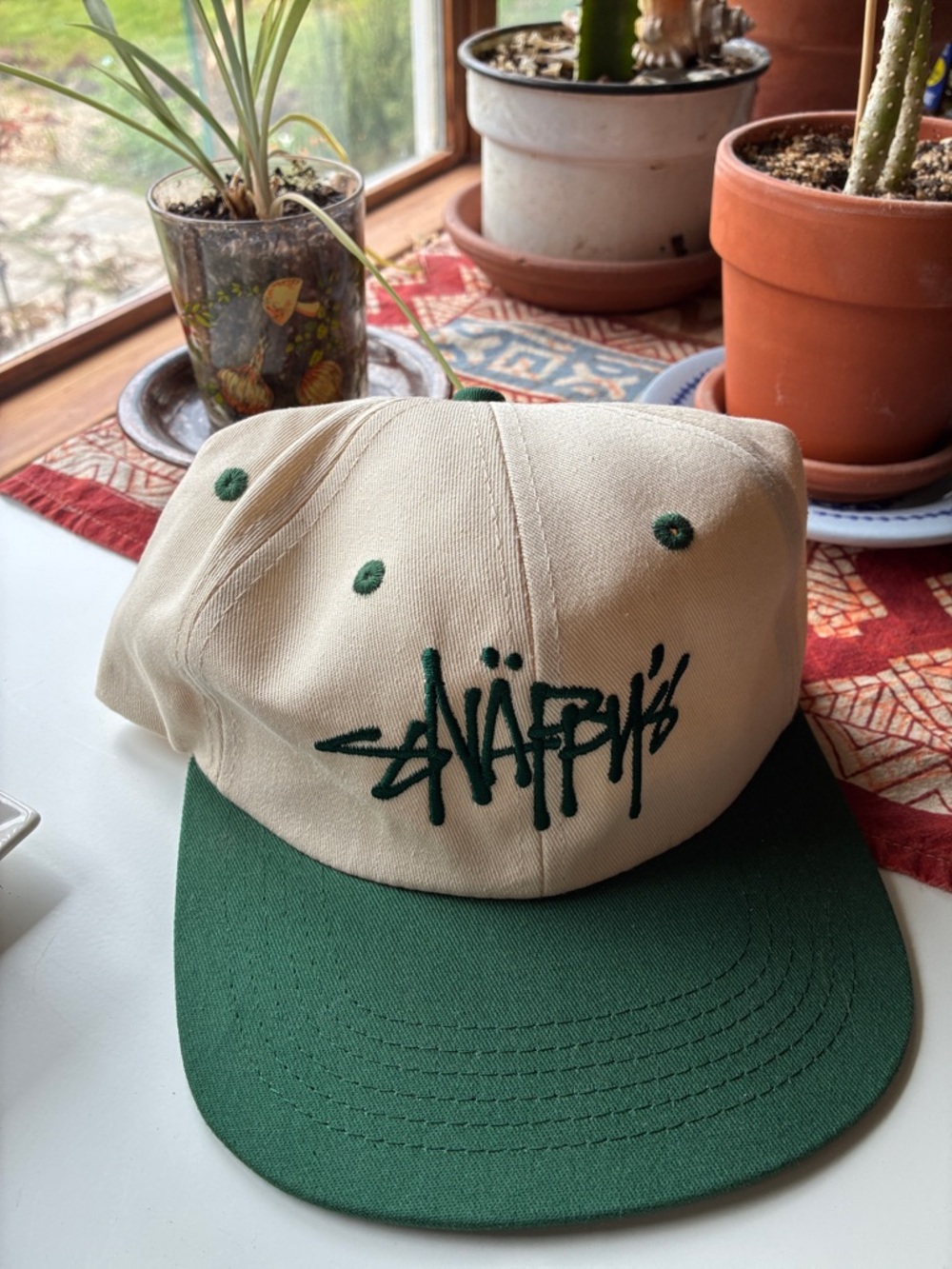 Canvas Two-Tone Snapback Hat in Cream and Green